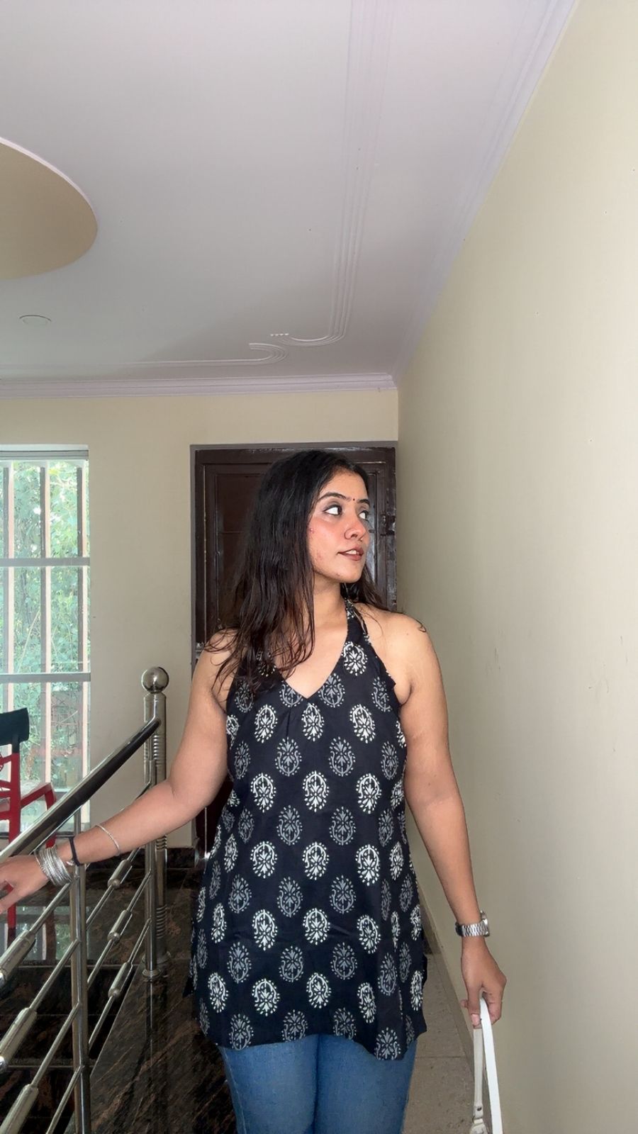 Short Backless kurti